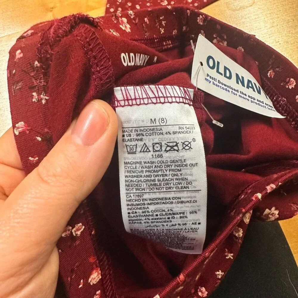 NWT Old Navy Girls Maroon Floral Built-in Tough Leggings Size 8 NEW
